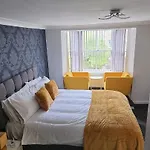 The Angel Inn 3*
